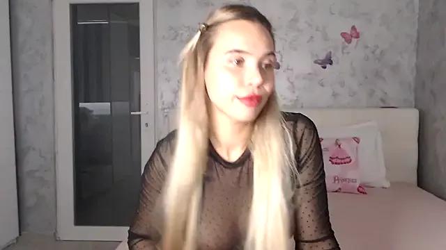 TessaStarr on StripChat 