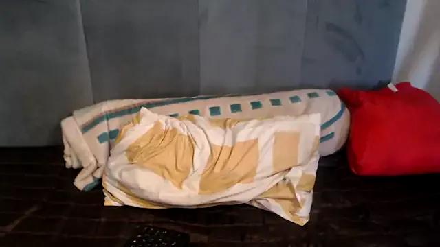 Freechat Tyllorsavage on StripChat