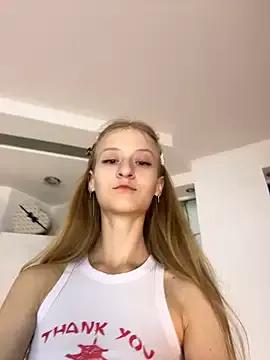 Vi6ginbabe — UDRESS ME DADDY