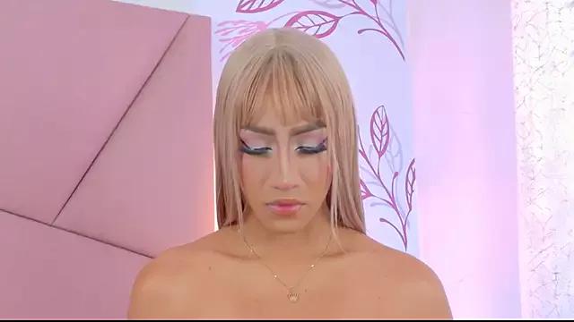 VictoriaRoss1 — BUTT SHOW: oil+ finger+ spank
