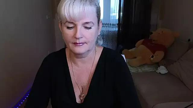 Vina_Vision — Massage on my legs