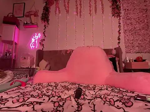 StripChat VixenCapri  is Freechat  VixenCapri — Last Gifter Choice