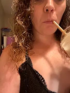 XoMisty — Tease booty:fingers:spread open