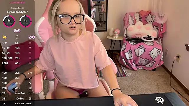 xxNaughtyNicolexx — blowjob