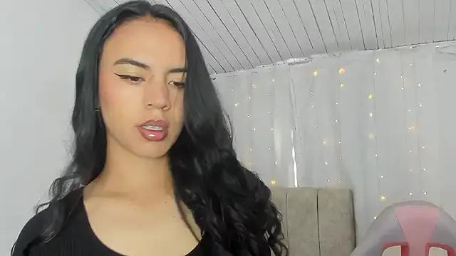 Zara_dulce on StripChat 