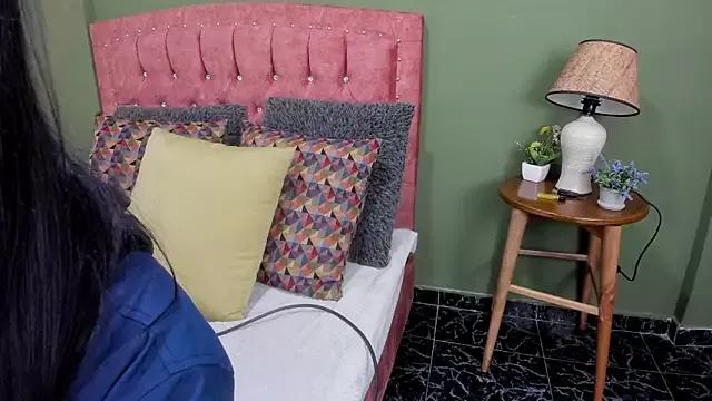 Zara_dulce on StripChat 